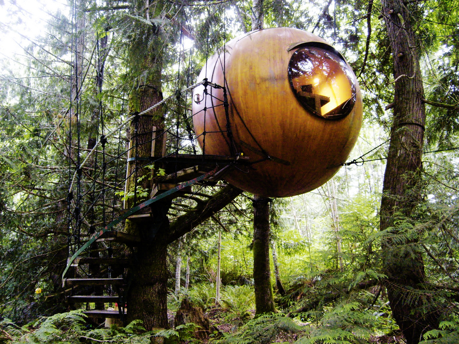 "Free Spirit Spheres" in Qualicum Beach, BC, Canada