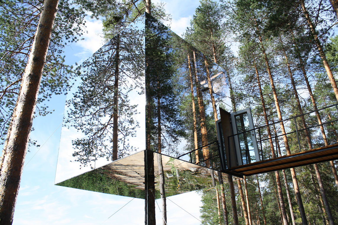 Mirrorcube Invisible Treehouse Hotels